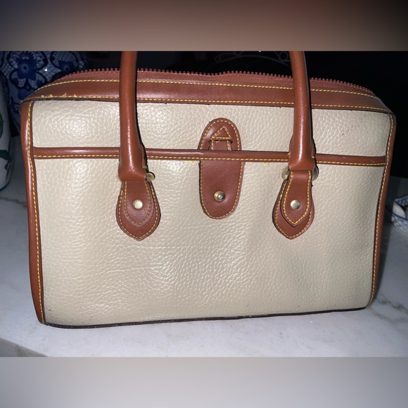 Dooney and Bourke satchel - Picture 5 of 12